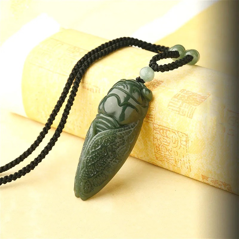 Natural Hetian Jade Cicada Pen - Men'S Fashion Necklaces ulasan dan harga