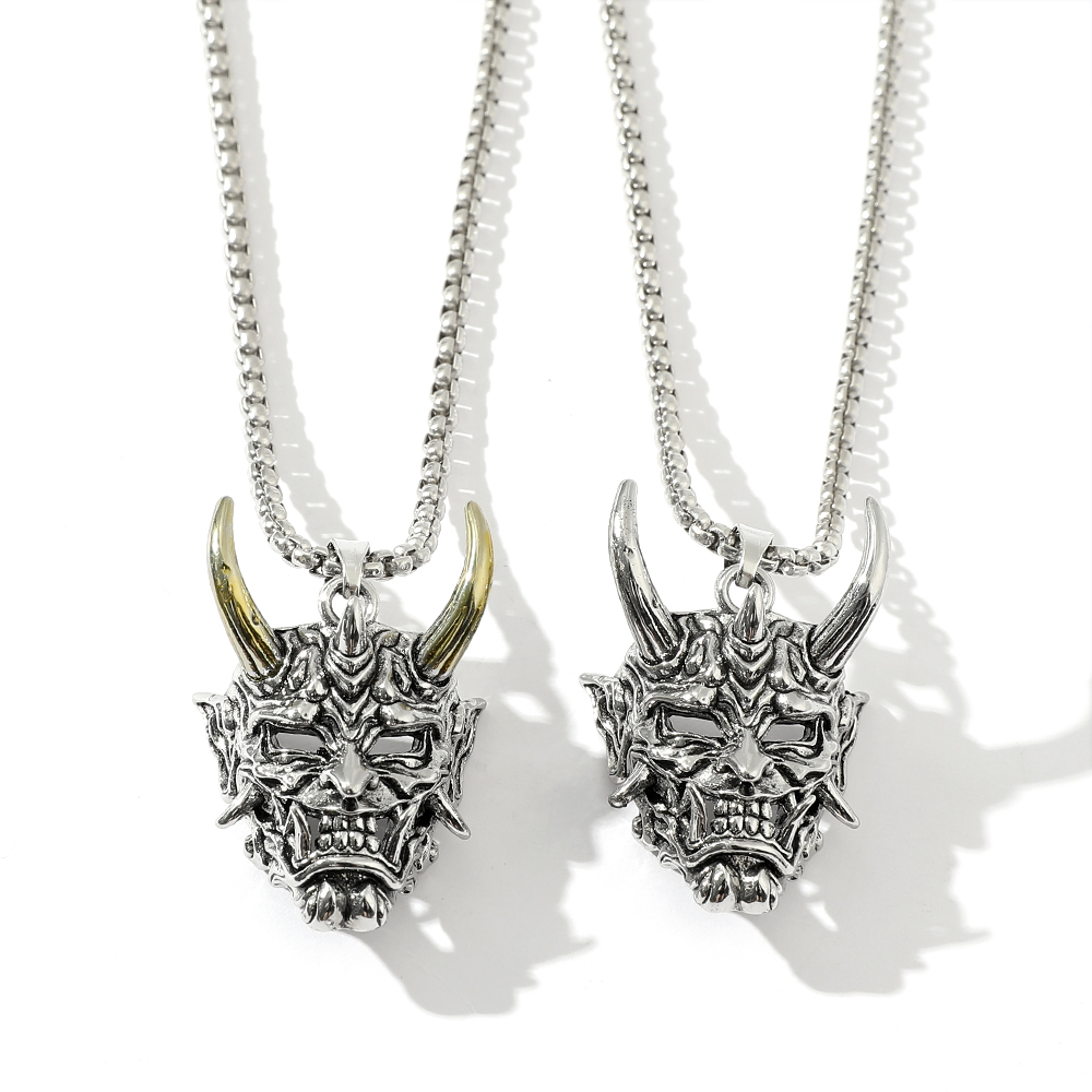 Handsome Rascal Ghost Mask Pen - Men'S Fashion Necklaces ulasan dan harga